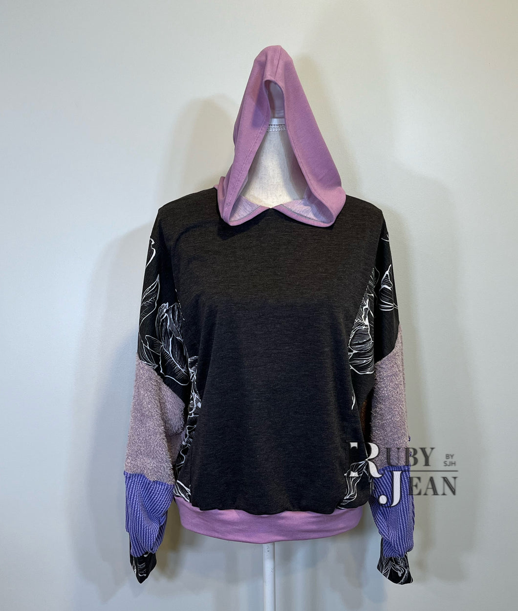 Pullover- Lavender & Floral