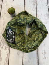 Load image into Gallery viewer, Hidden Pocket Infinity Scarf- Green Floral
