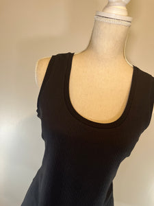 Essential Tank- Black Rib