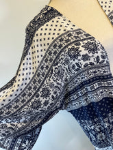 Load image into Gallery viewer, Summer Cardi- Navy Boho
